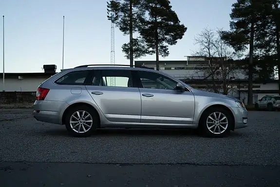 Skoda Octavia 2016 photo 3
