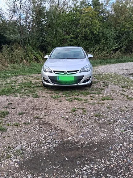 Opel Astra 2015 photo 3