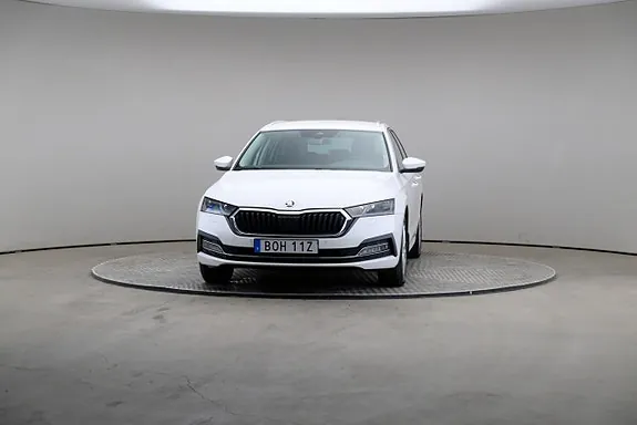 Skoda Octavia 2022 photo 3