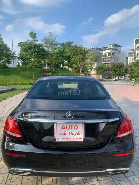 Mercedes-Benz E-Class 2016 photo 2
