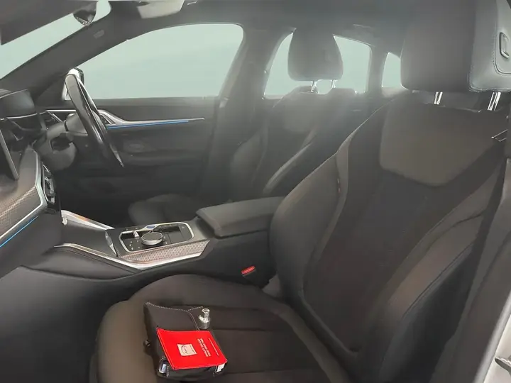 BMW I4 2023 photo 4