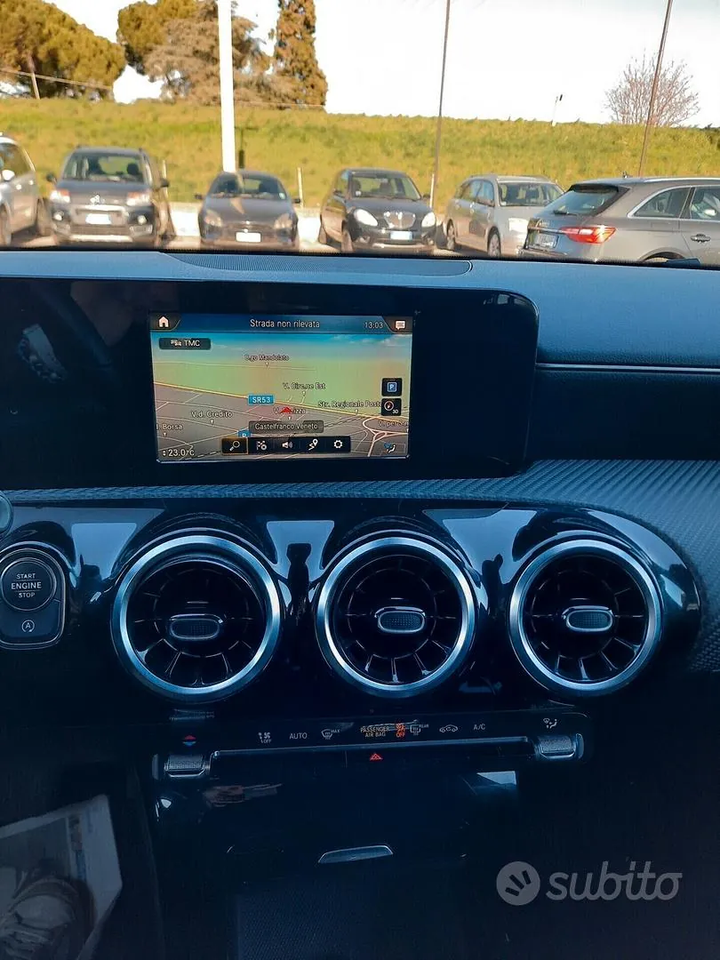 Mercedes-Benz A180 2019 photo 5