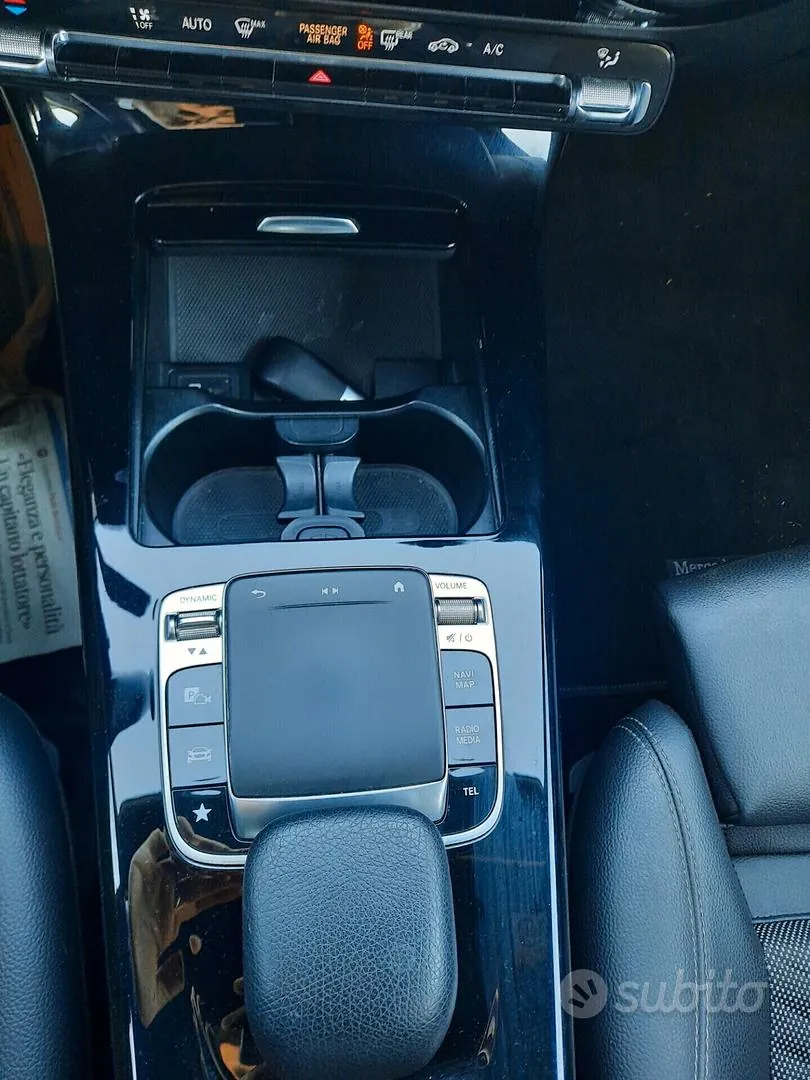 Mercedes-Benz A180 2019 photo 4