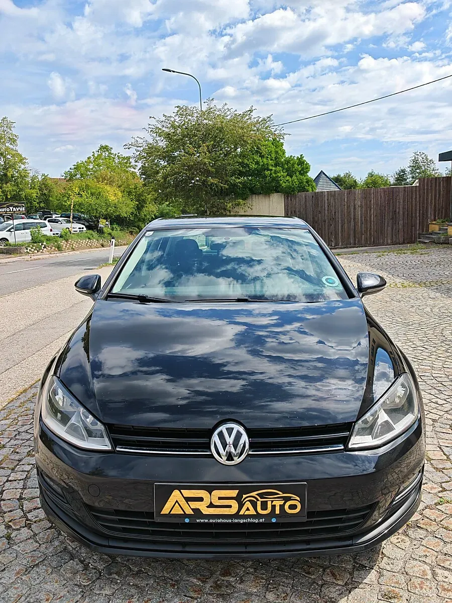 Volkswagen Golf 2015 photo 2