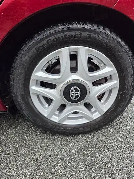 Toyota Yaris 2019 photo 3