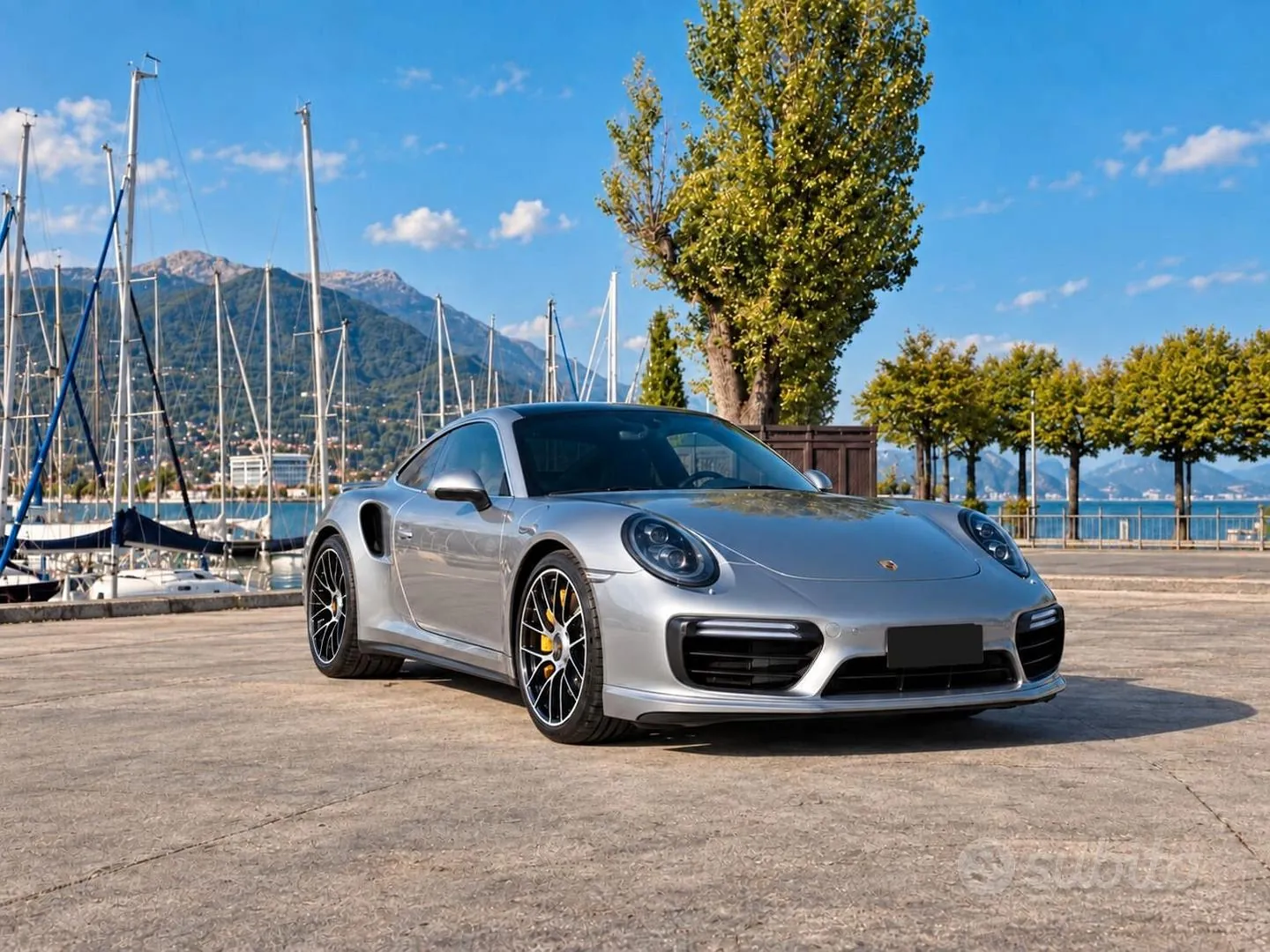 Porsche 911 Turbo S