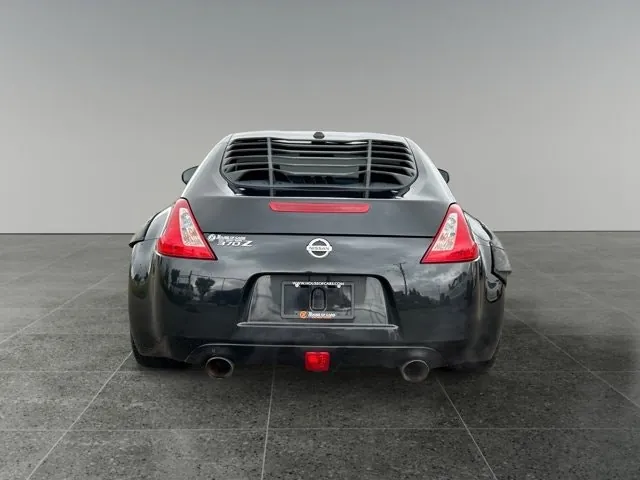 Nissan 370Z 2013 photo 5