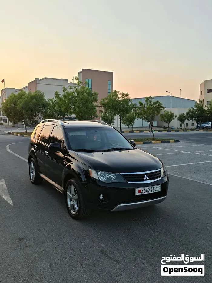 Mitsubishi Outlander 2009 photo 2