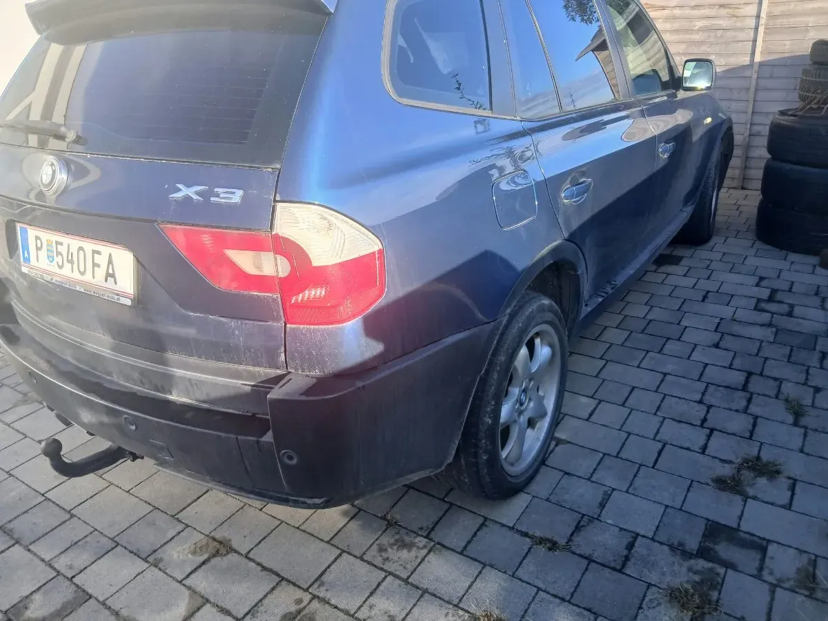 BMW X3 2003 photo 2