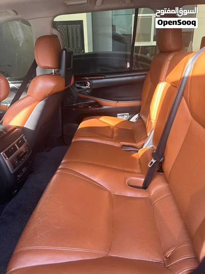 Lexus Lx 570 2014 photo 2