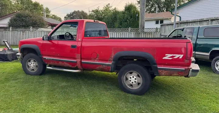 Chevrolet Silverado 1998 photo 2