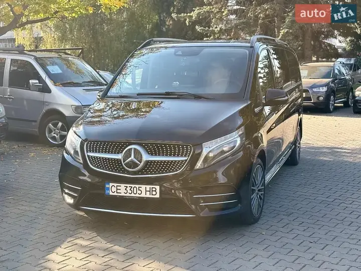 Mercedes-Benz V-Class 2017 photo 2