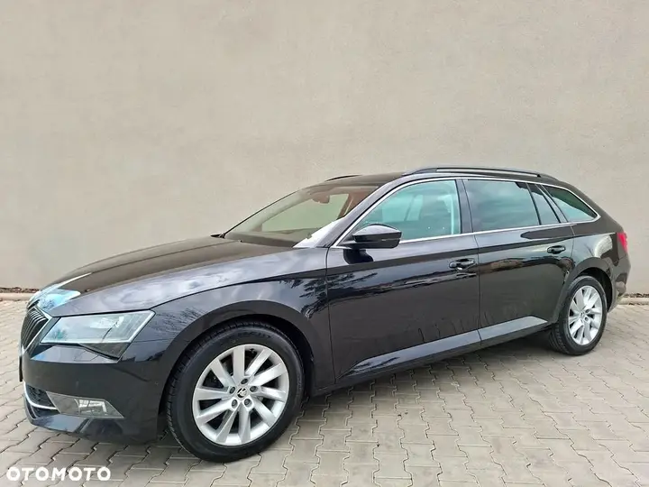 Skoda Superb 2016 photo 2