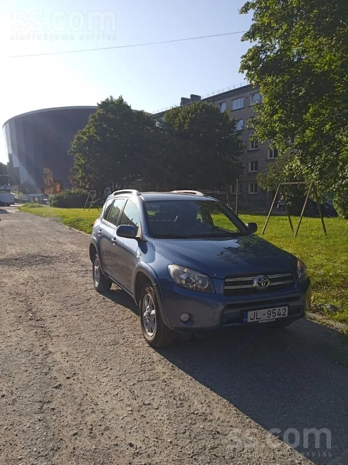Toyota Rav4 2007 photo 2
