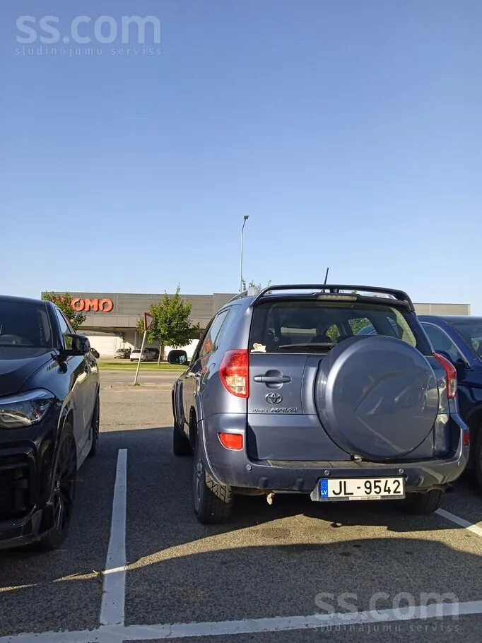 Toyota Rav4 2007 photo 4