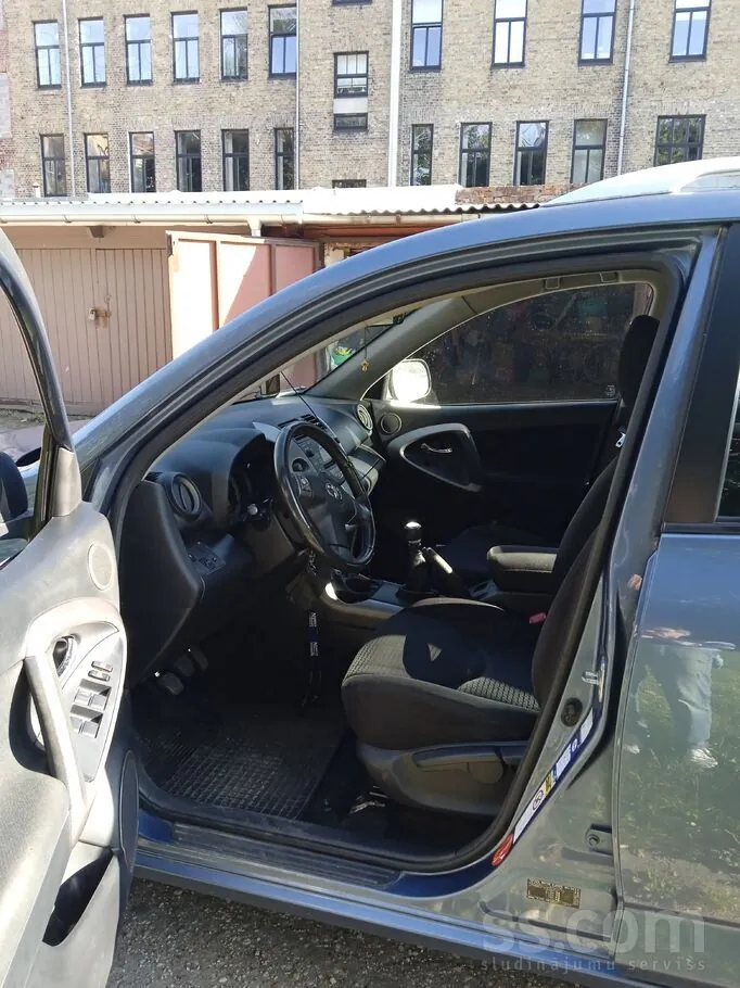 Toyota Rav4 2007 photo 3