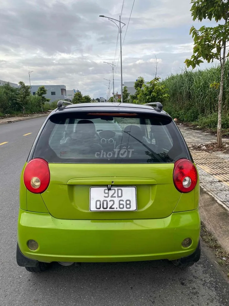 Chevrolet Spark 2011 photo 4