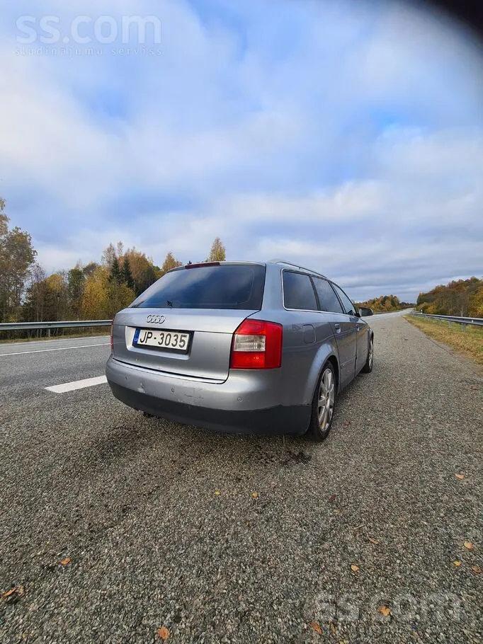 Audi A4 2002 photo 4
