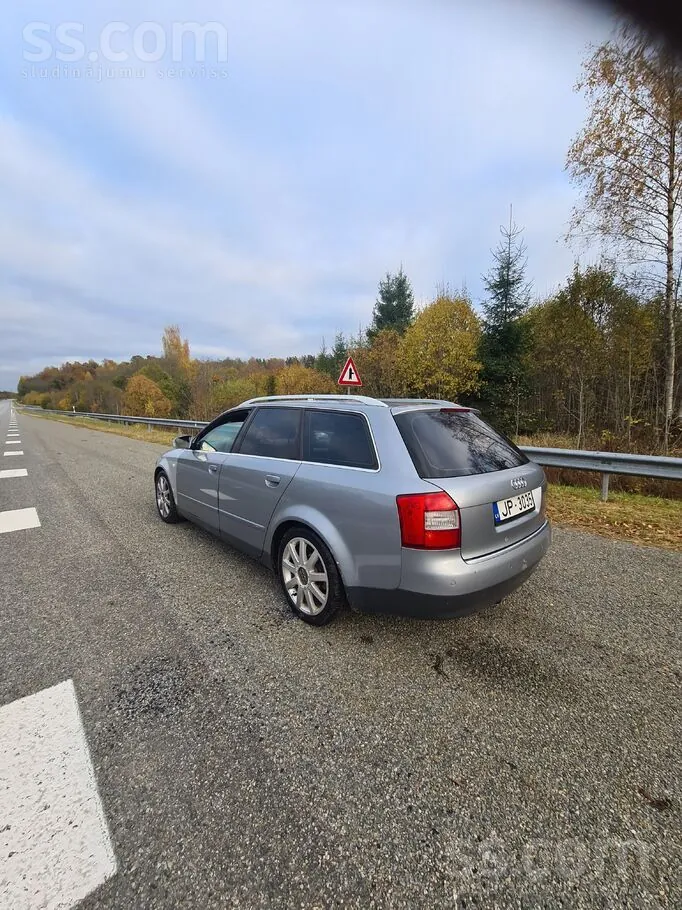 Audi A4 2002 photo 3
