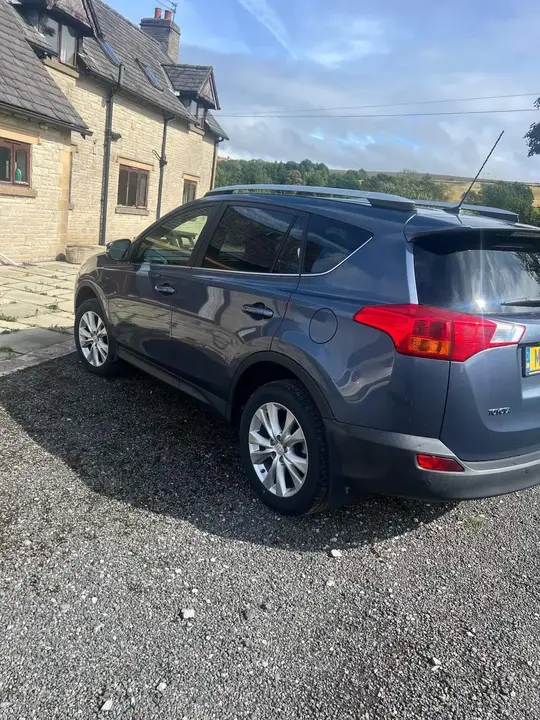 Toyota Rav4 2013 photo 2