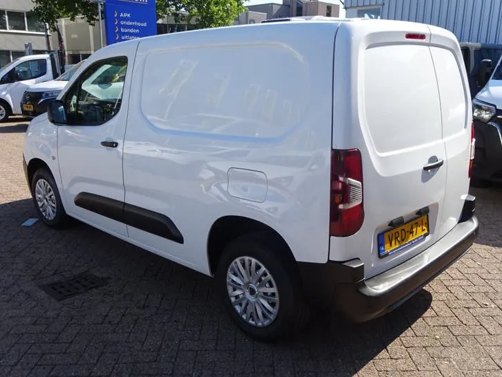 Peugeot Partner 2021 photo 3