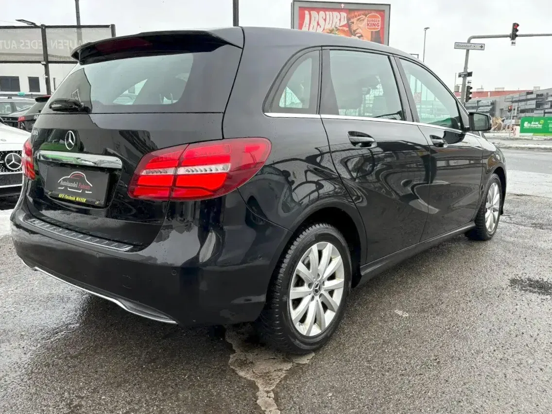 Mercedes-Benz B-Class 2017 photo 3