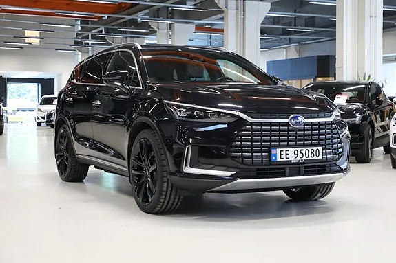 BYD Tang 2023 photo 2