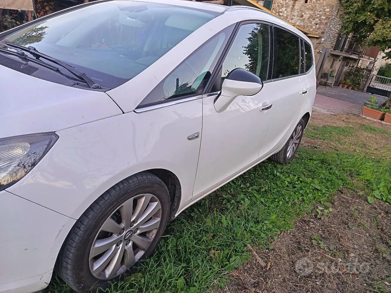 Opel Zafira Tourer 2012 photo 5