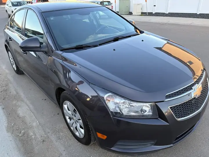 Chevrolet Cruze 2014 photo 2