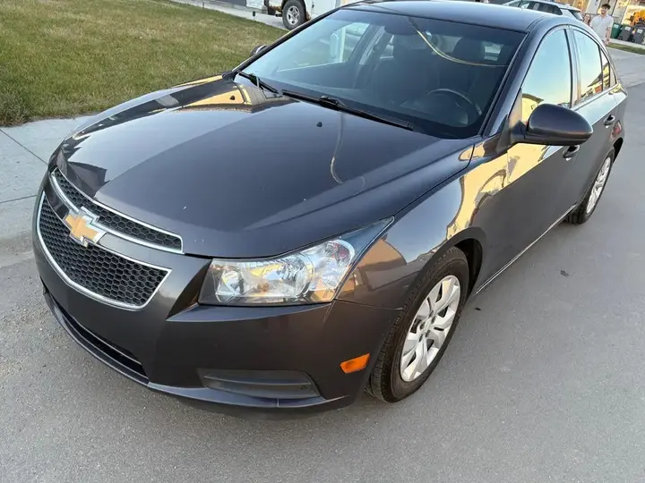 Chevrolet Cruze 2014 photo 3