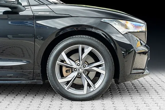 Skoda Enyaq 2023 photo 5