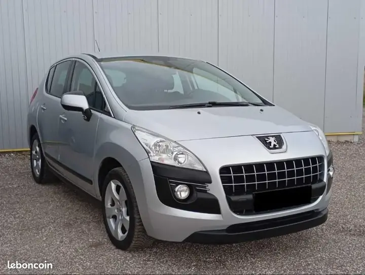 Peugeot 3008 2011 photo 2