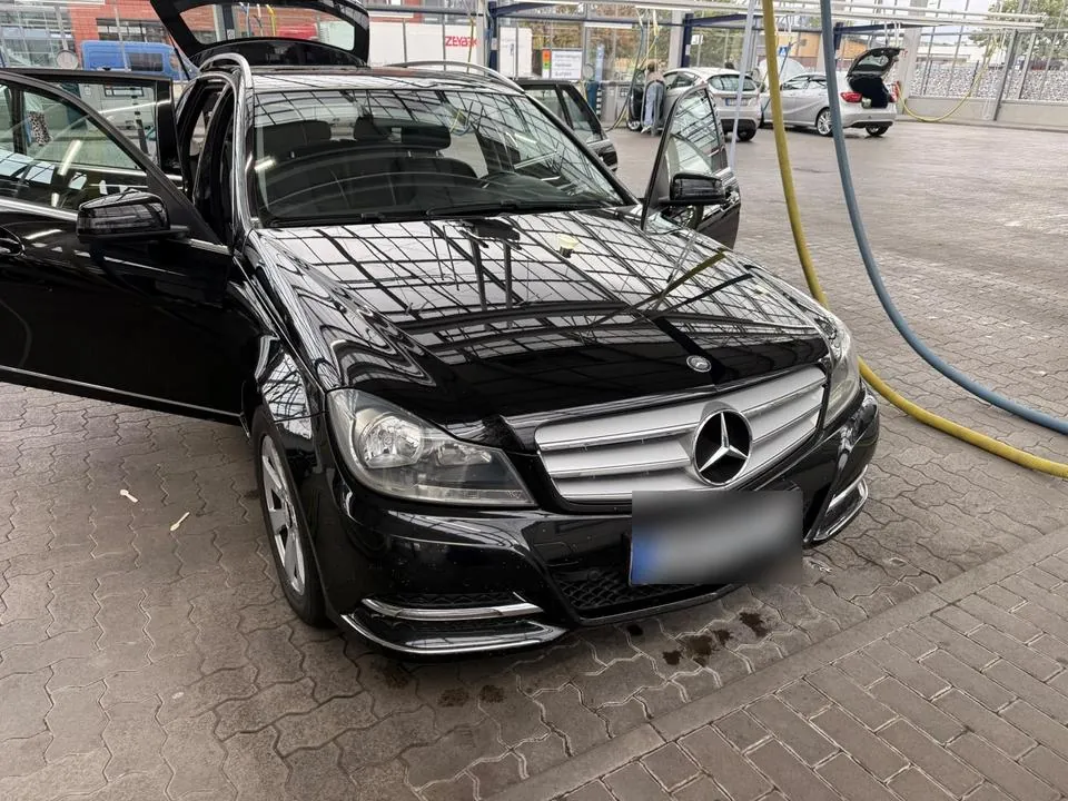 Mercedes-Benz C 180