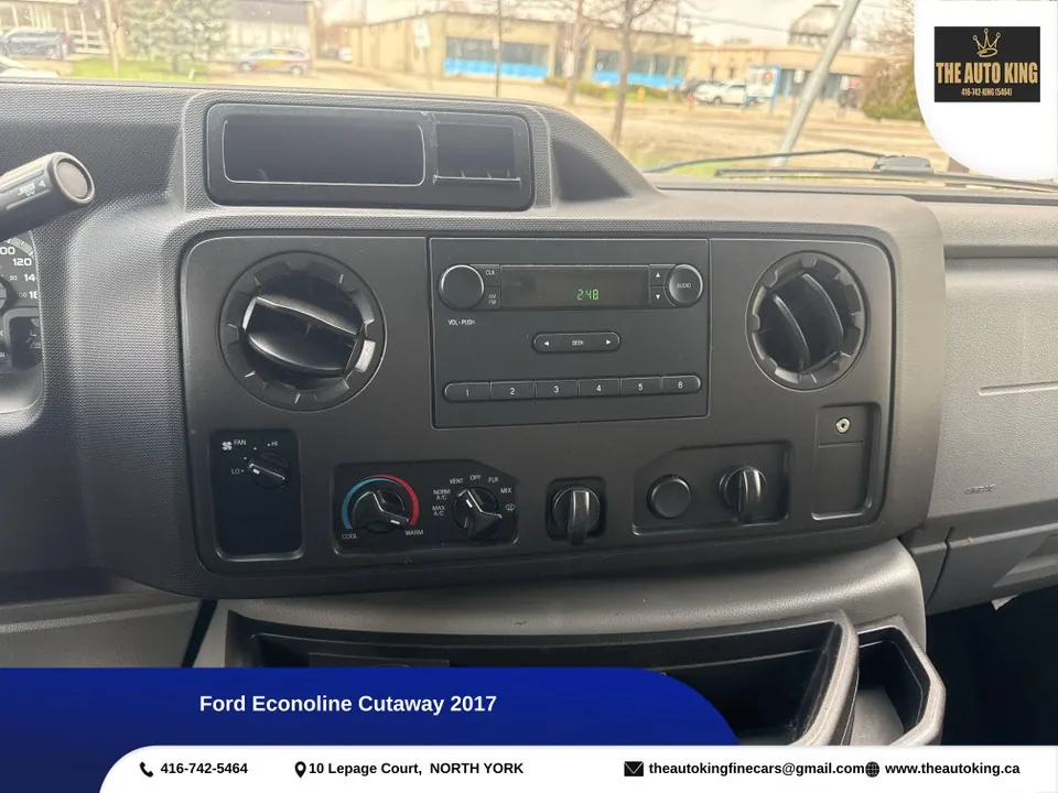 Ford Econoline 2017 photo 4