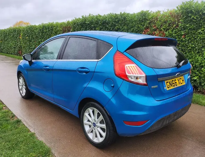 Ford Fiesta 2016 photo 5
