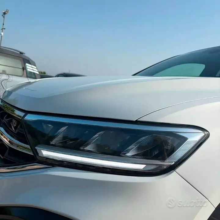 Volkswagen T-Roc 2024 photo 5