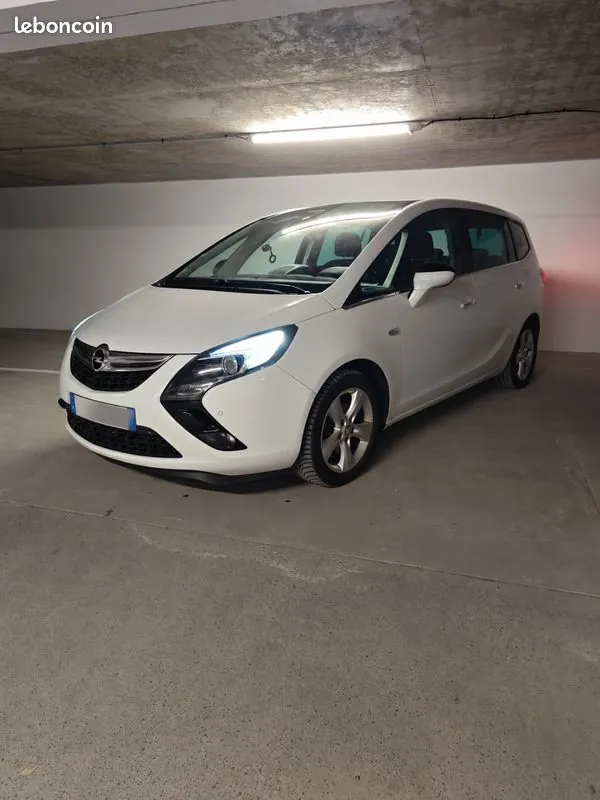 Opel Zafira Tourer