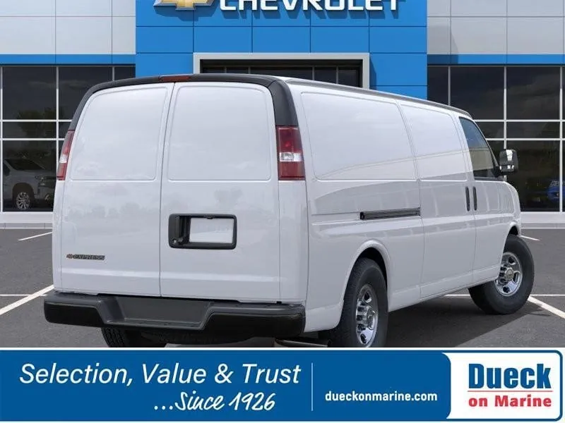 Chevrolet Express 2500 2026 photo 4