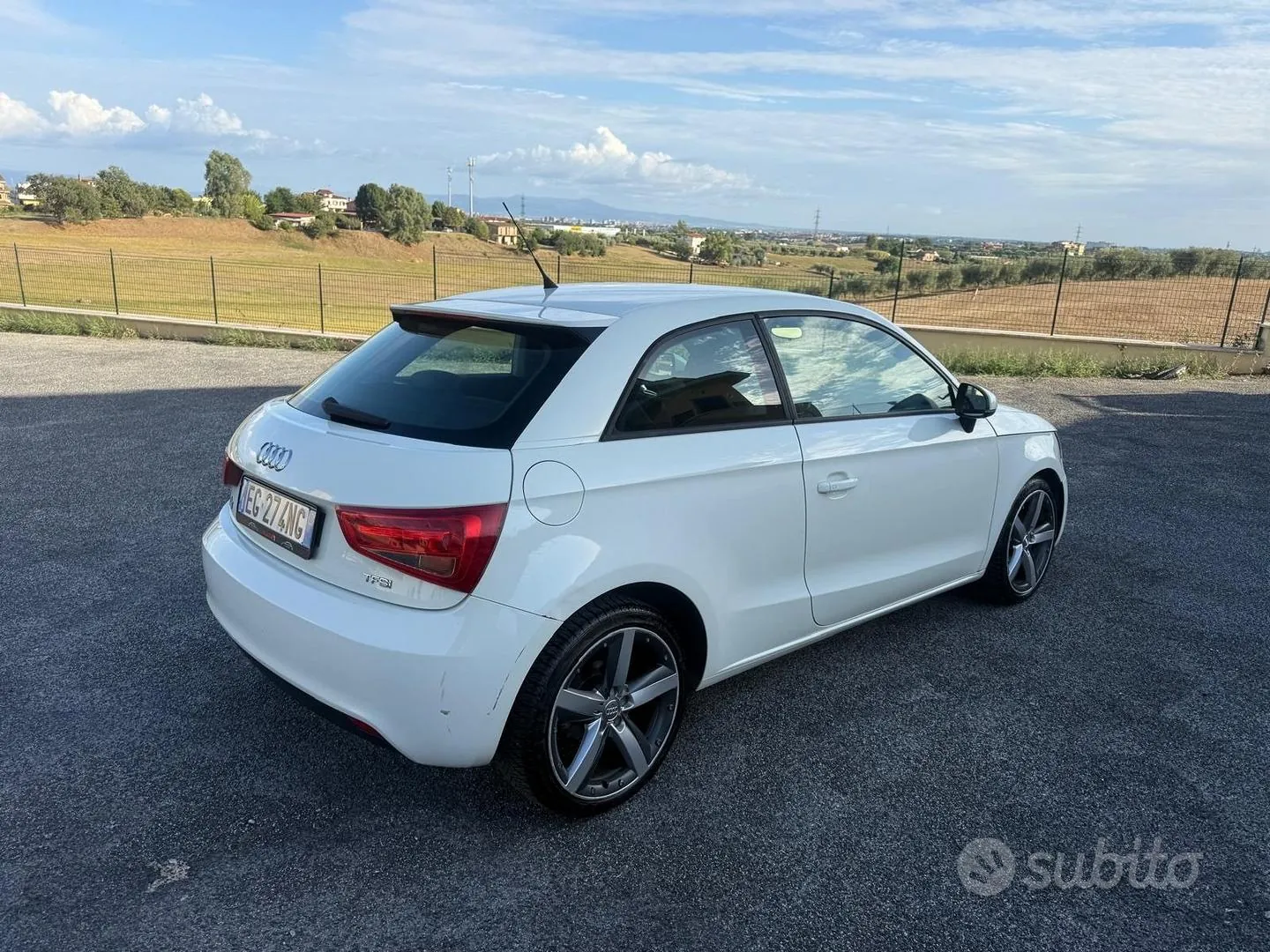 Audi A1 2012 photo 3