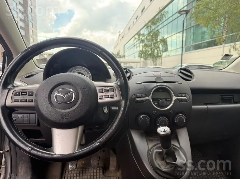 Mazda Mazda2 2008 photo 5