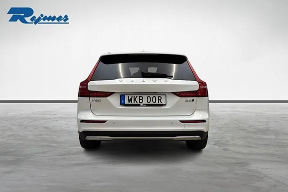 Volvo V60 Cross Country 2024 photo 5