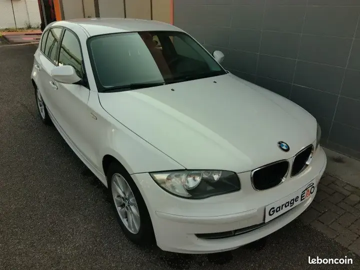 BMW Série 1 2012 photo 2