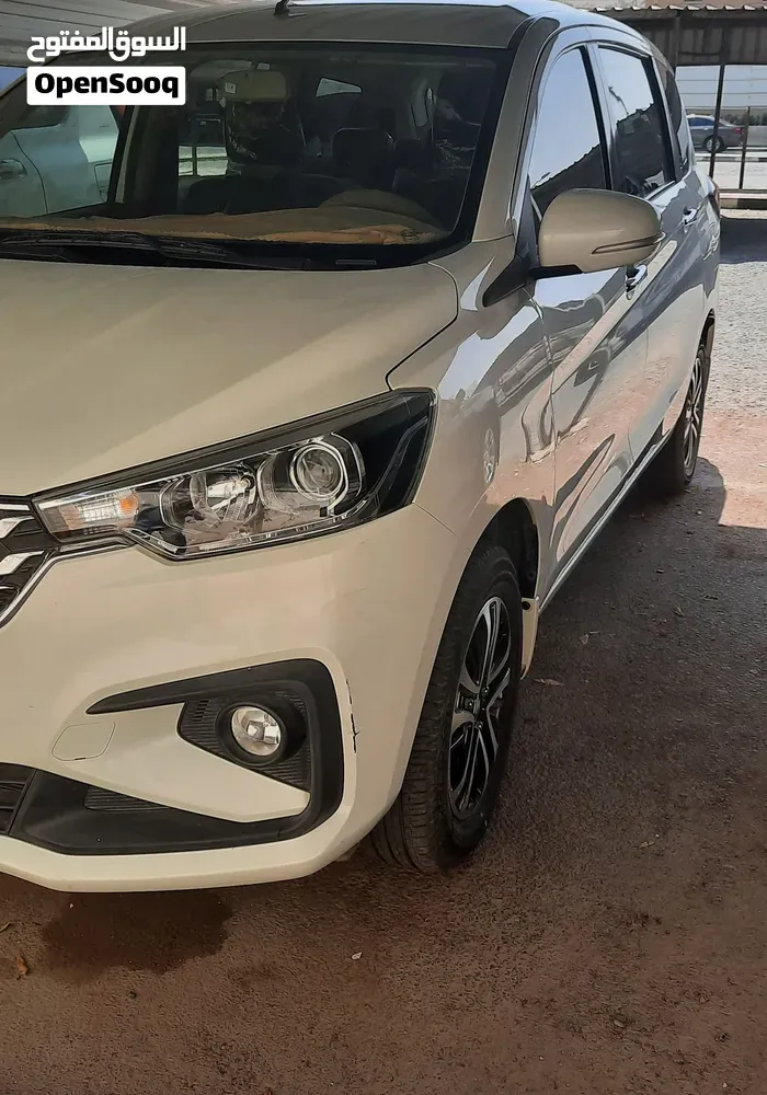 Suzuki Ertiga 2025 photo 4