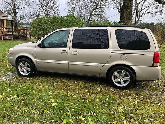 Chevrolet Uplander 2008 photo 2