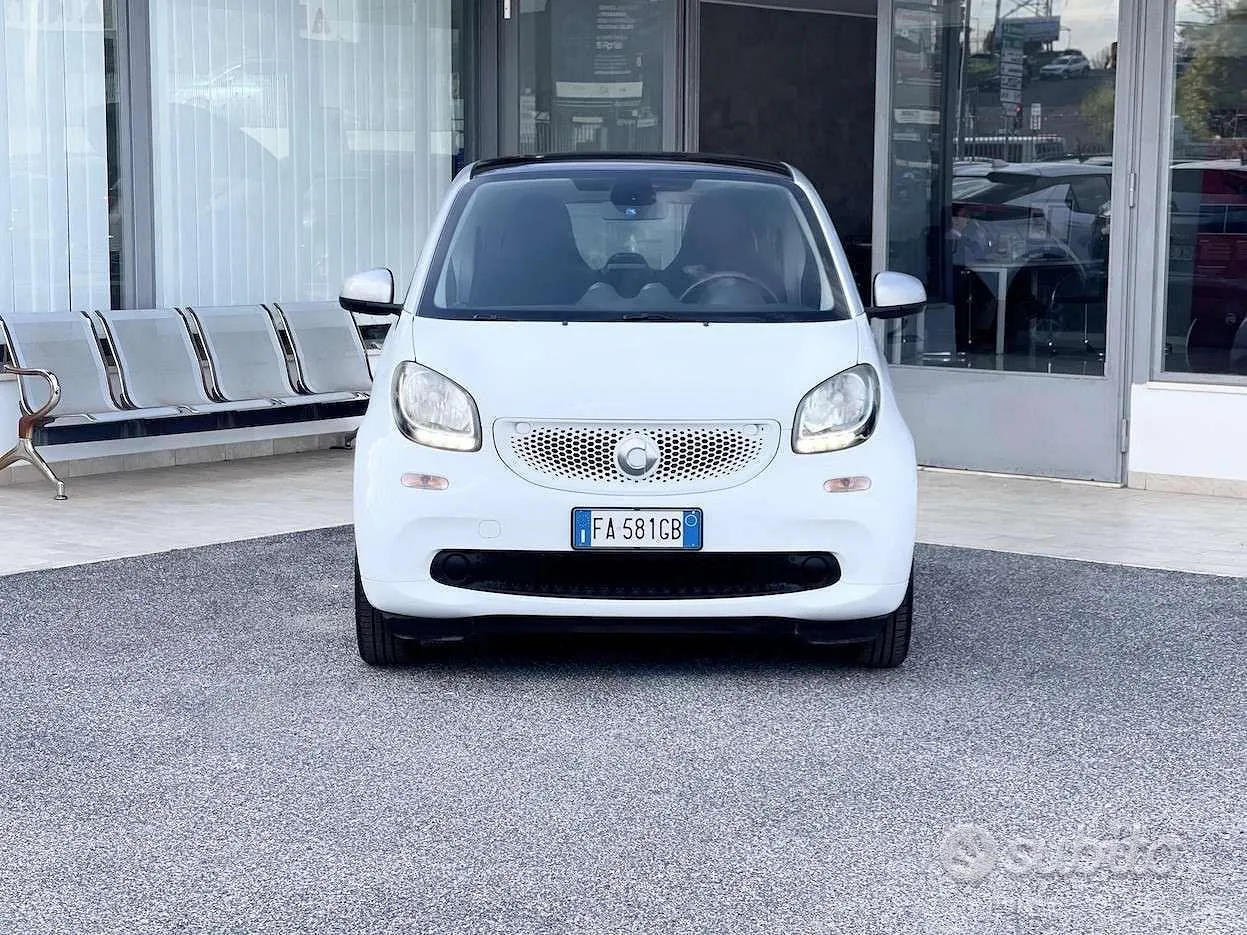 Smart Fortwo 2015 photo 2