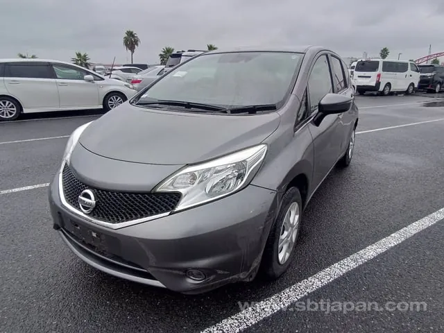 Nissan Note 2016 photo 2