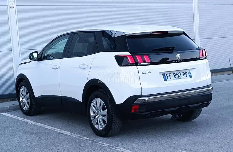 Peugeot 3008 2019 photo 3