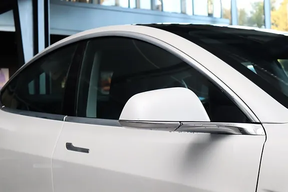 Tesla Model 3 2020 photo 4