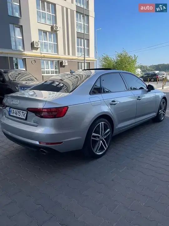 Audi A4 2016 photo 4