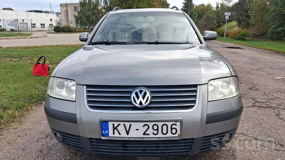 Volkswagen Passat 2003 photo 3